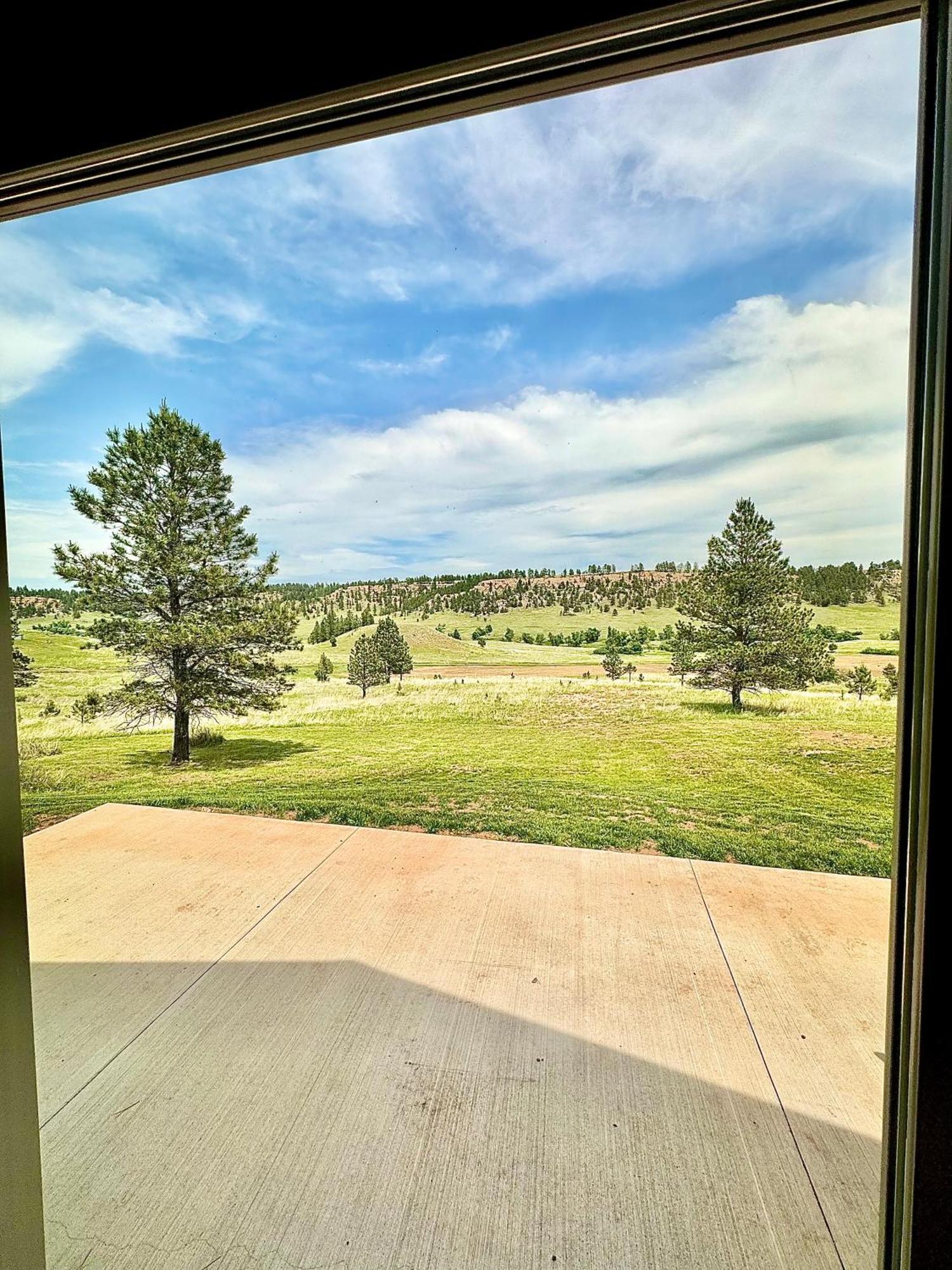 The Lodge At Devils Tower Exteriör bild