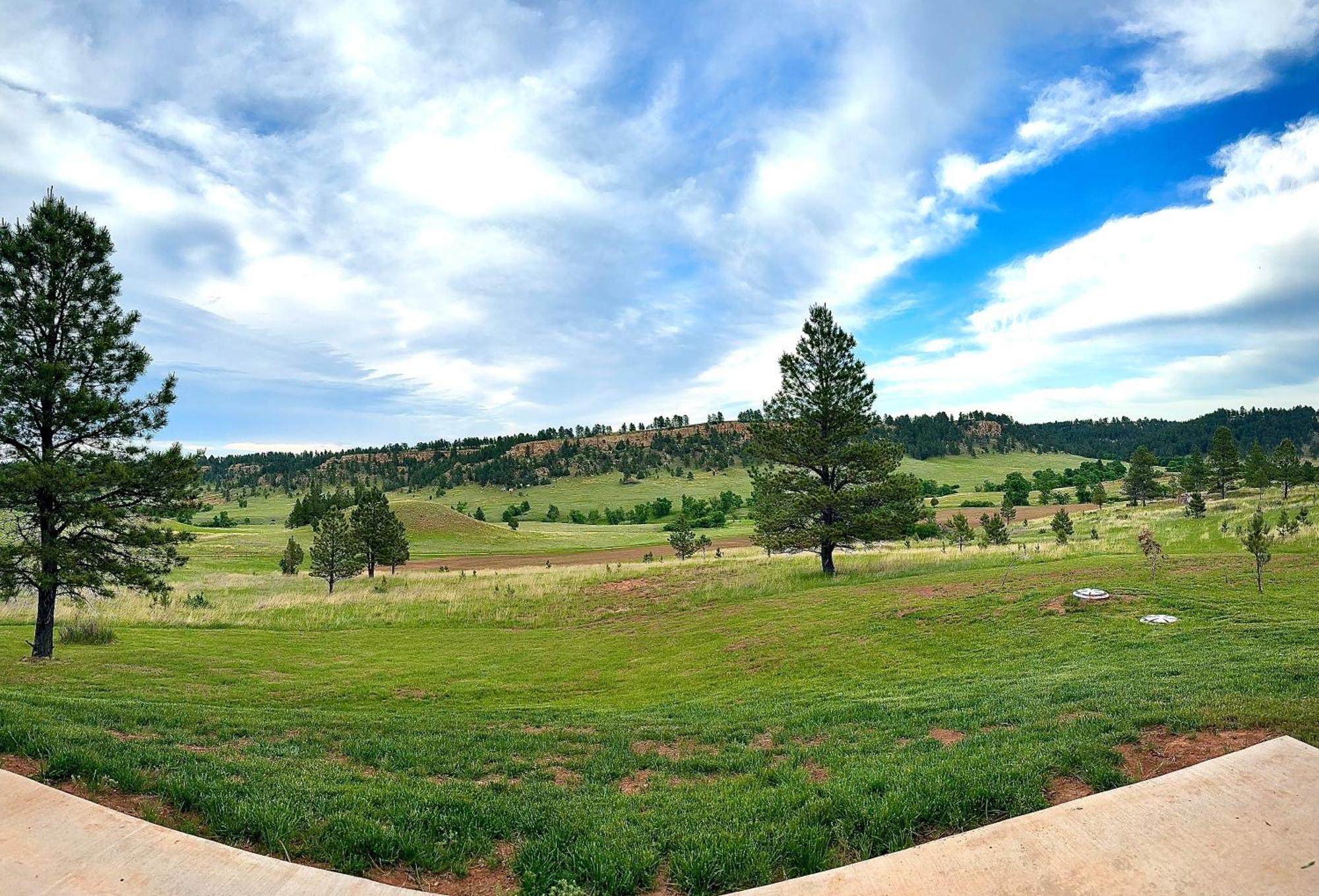 The Lodge At Devils Tower Exteriör bild